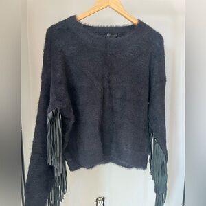 House Of Velvet Rose 
Black fringe sleeve sweater 
size Sm/ Med